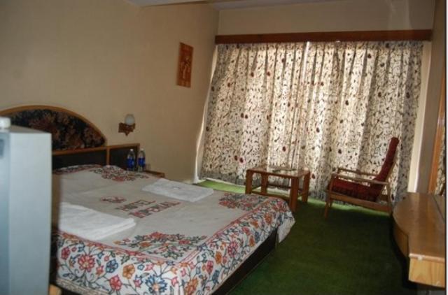 Hotel Imperial Lake View Srīnagar 客房 照片
